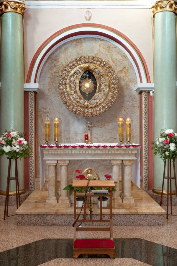  Sanktuarium Świętego Józefa – Częstochowa-Raków 